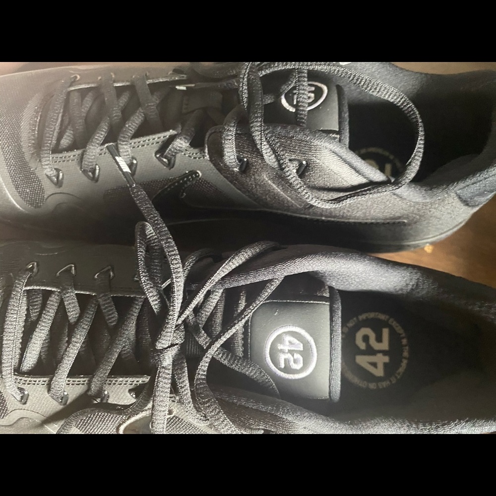 Nike baseball cleats Jackie Robinson 42 BLM NWT - Picture 4 of 4